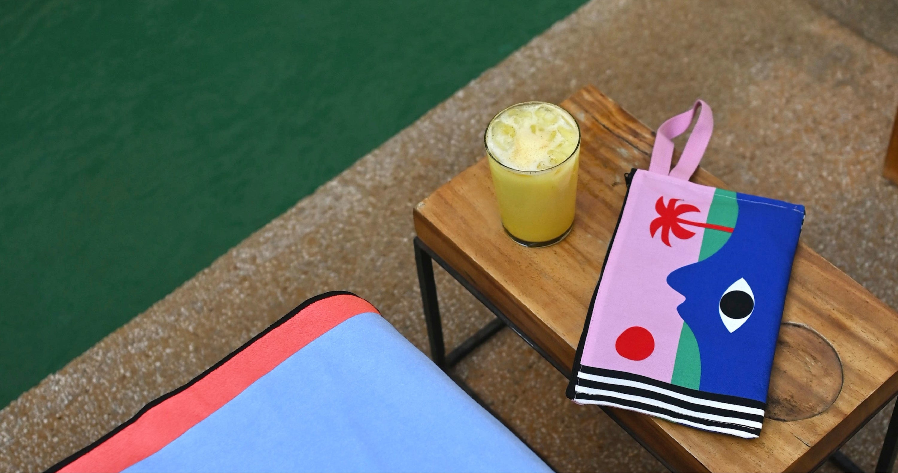 Carry the Story.Pack the intention.