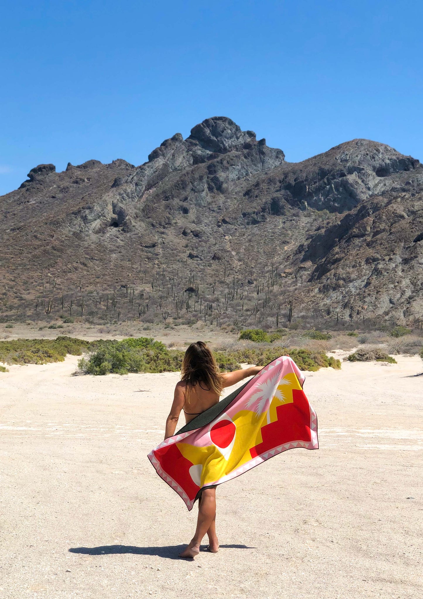 Beach & Yoga Towel "The Forever Curious"