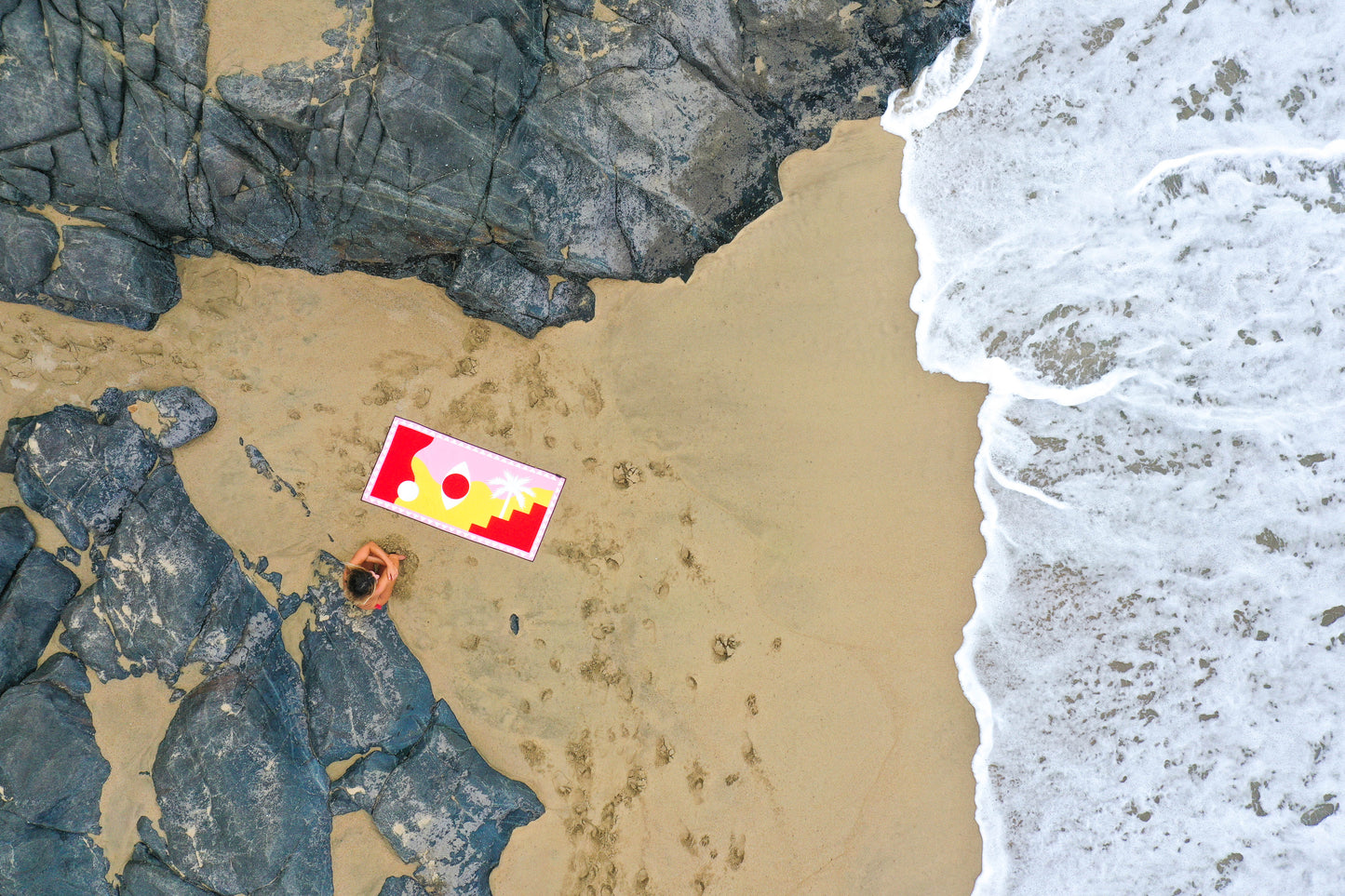 Beach & Yoga Towel "The Forever Curious"